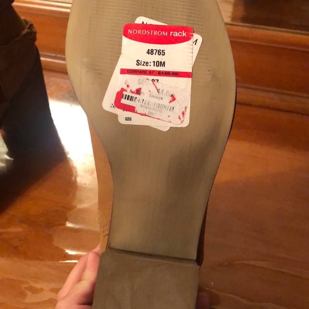 Boots - Picture 3 of 3